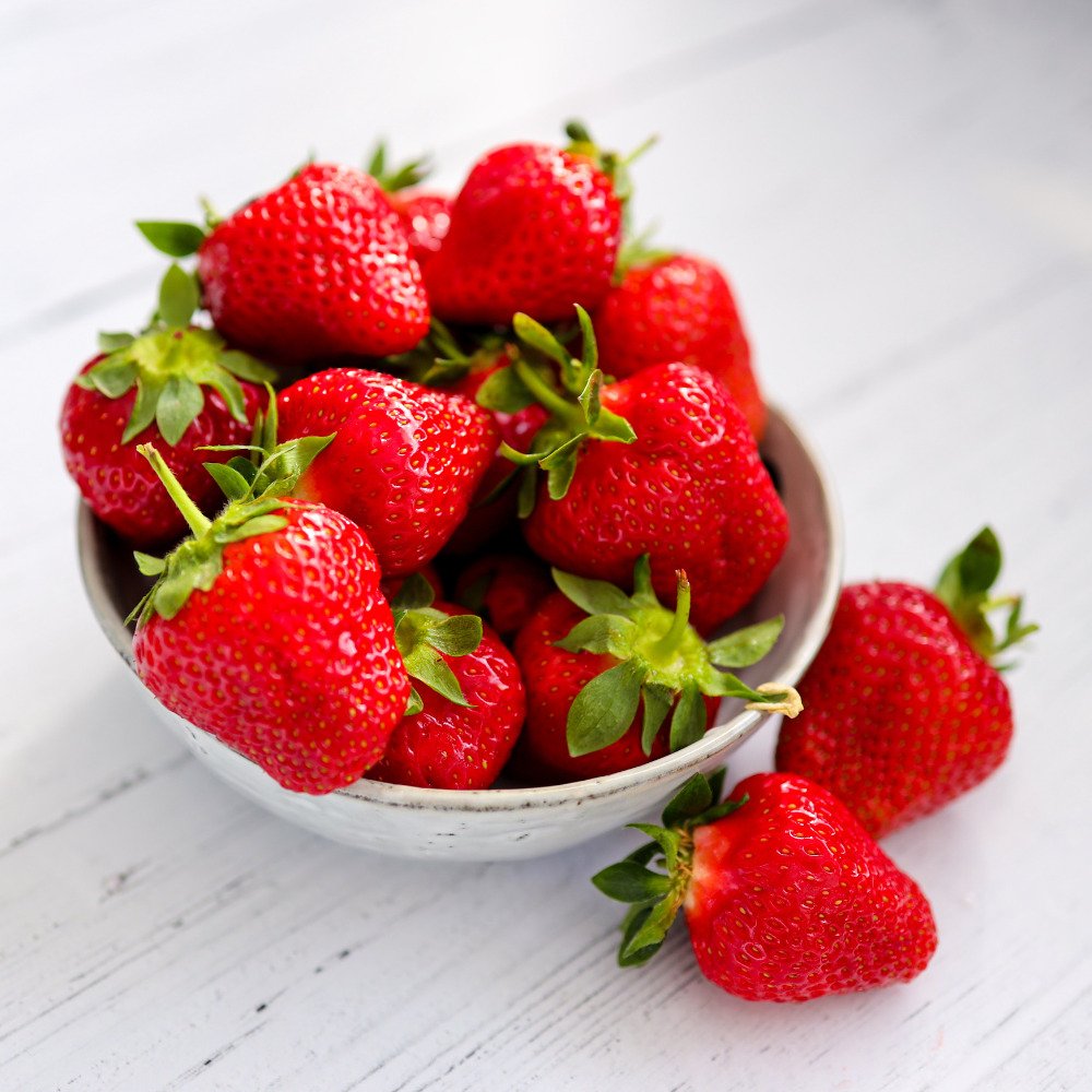 How to Smell Like Strawberries - The Beauty May