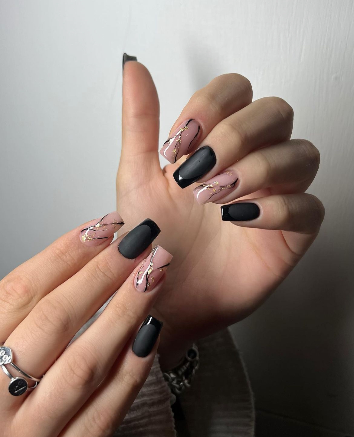 nails black design