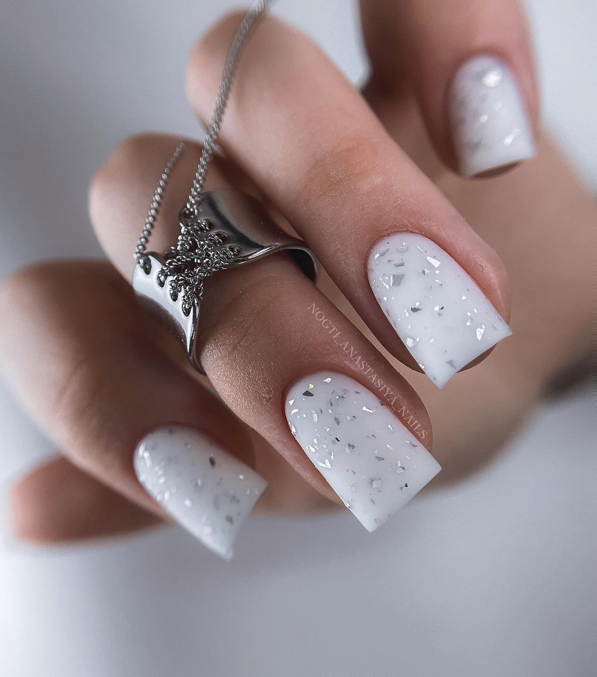 white nails ideas