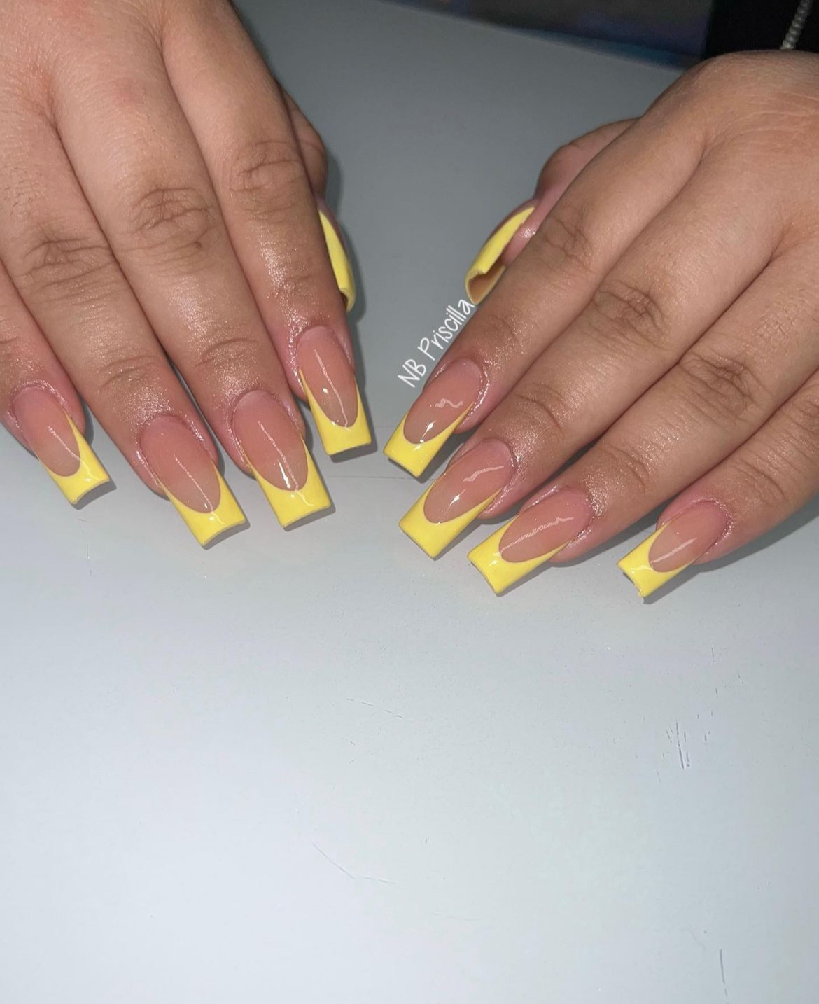 yellow nail ideas