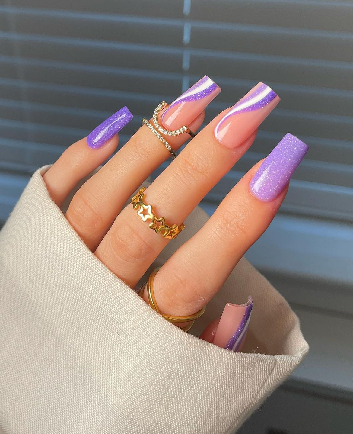 nails purple design