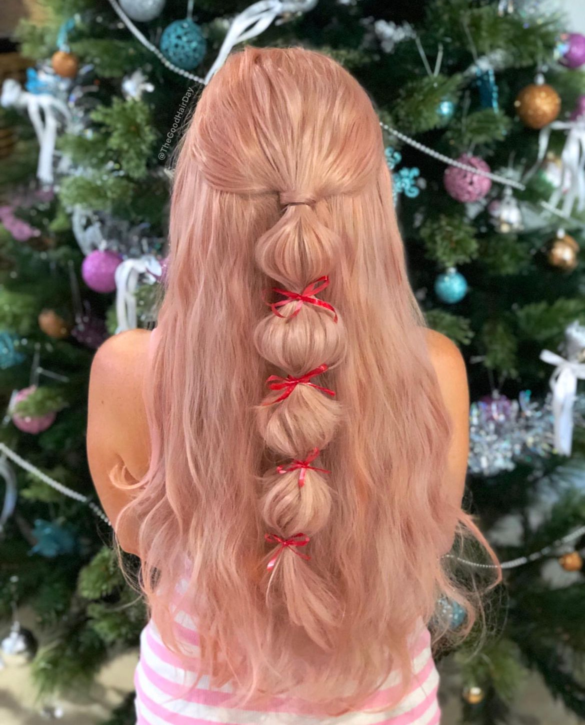 christmas hairstyles with ribbon