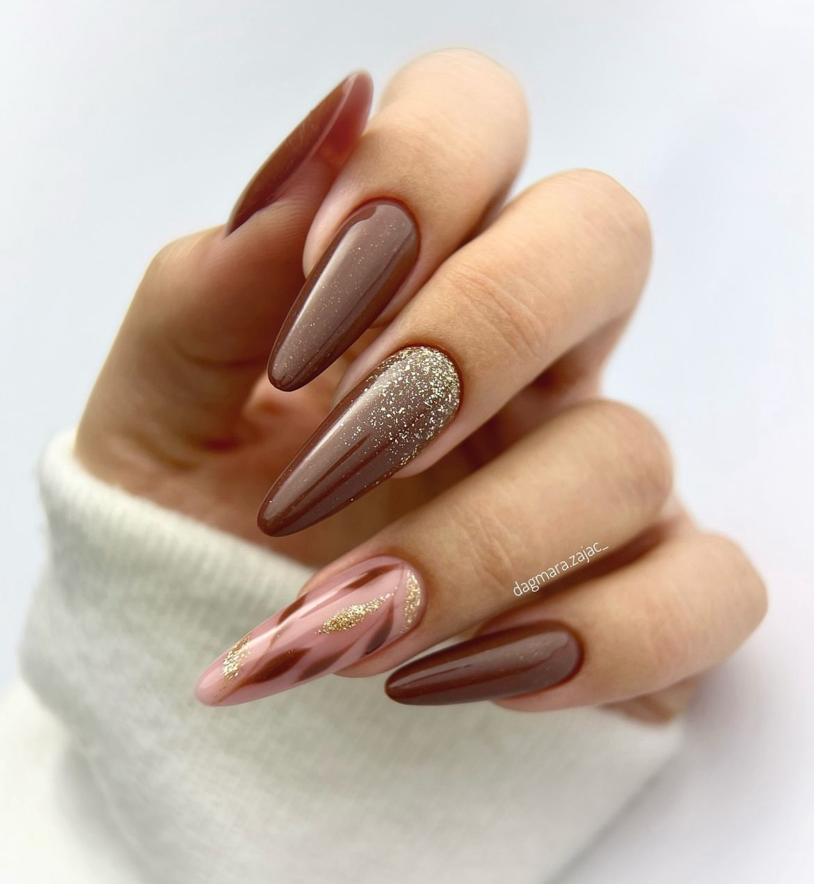 brown nails fall