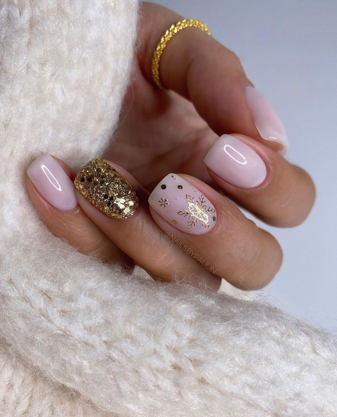 christmas nails pink and gold