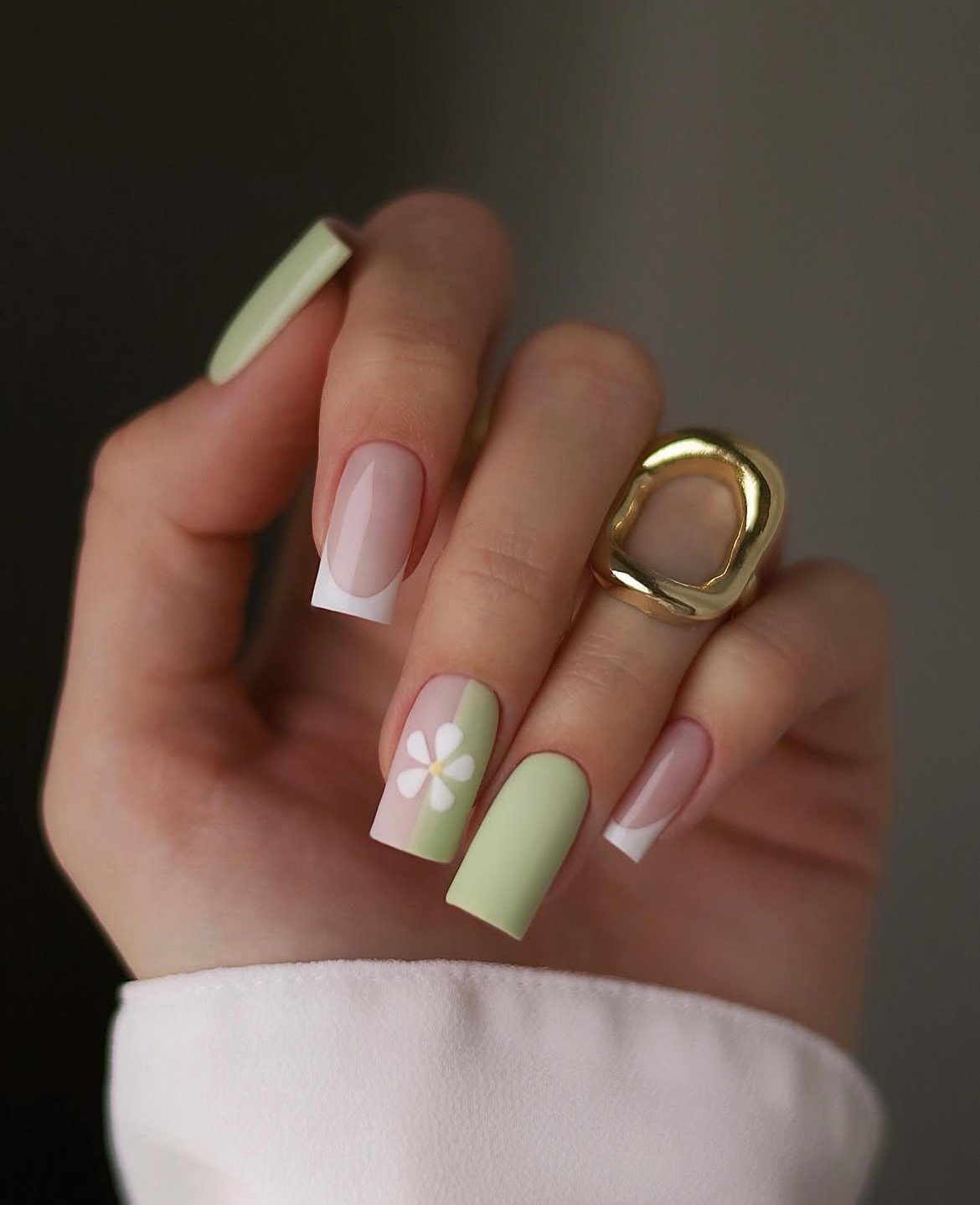 spring nails simple