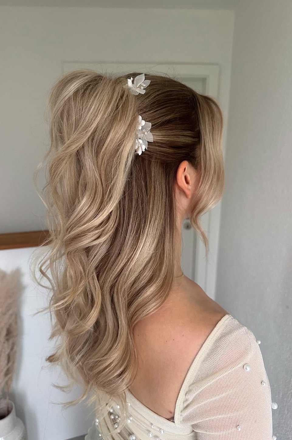 wedding hairstyles half up half down