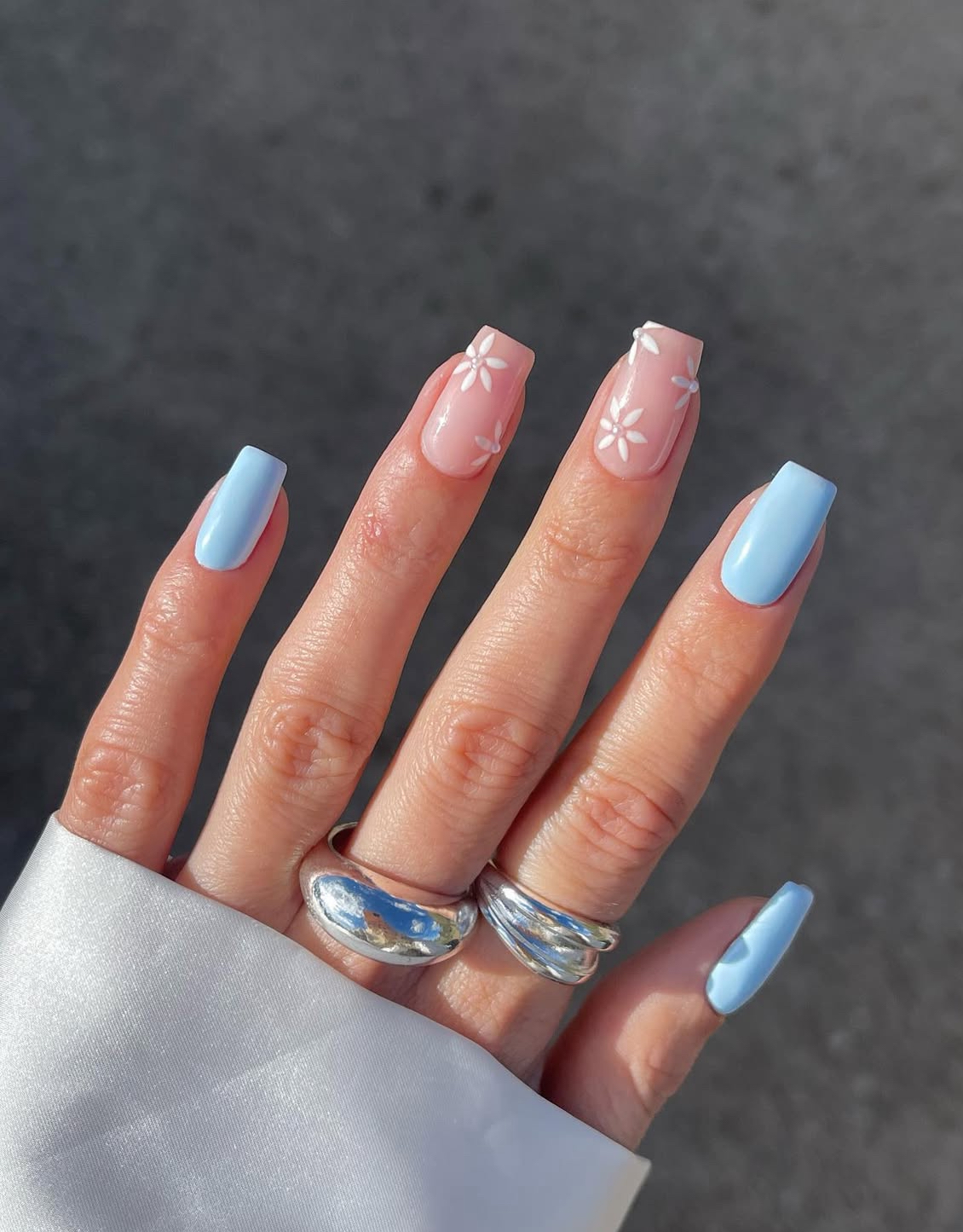 baby blue nails with design
