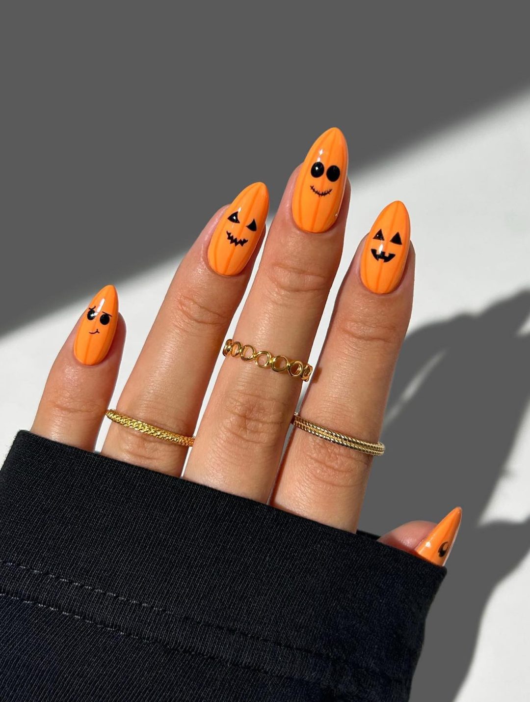 halloween nails almond